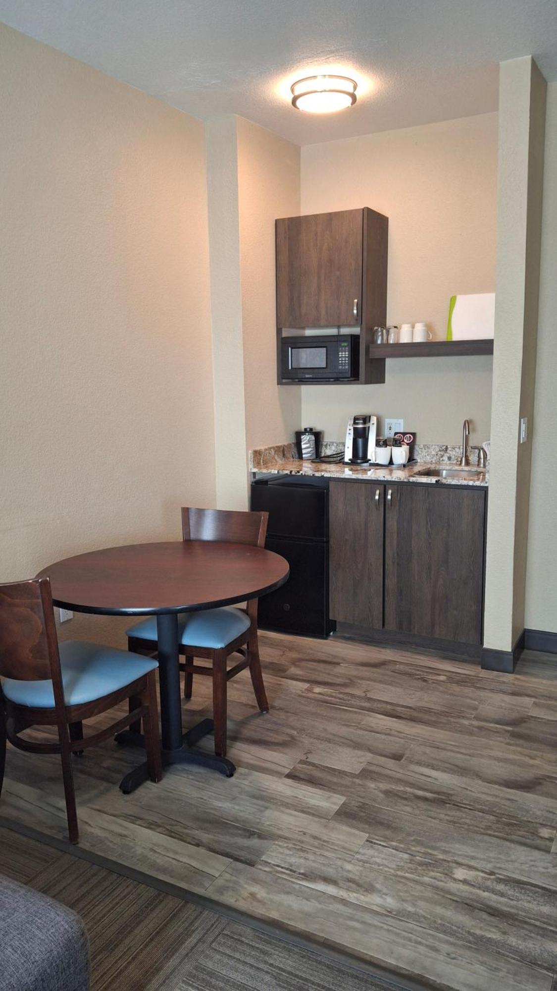Island Suites Lake Havasu City Εξωτερικό φωτογραφία