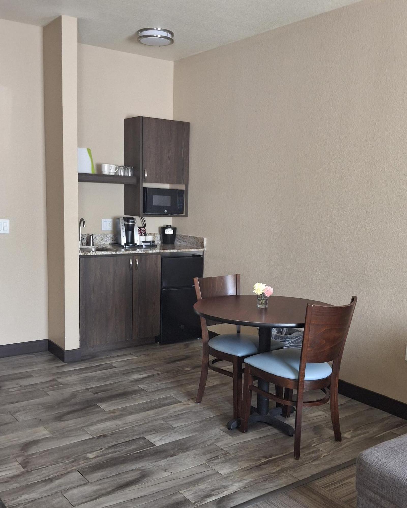 Island Suites Lake Havasu City Εξωτερικό φωτογραφία