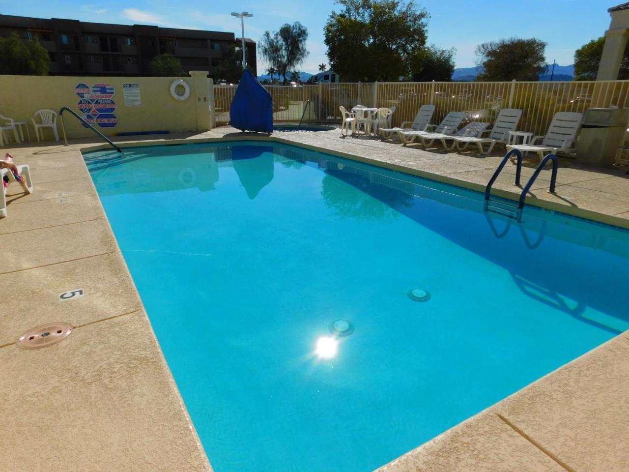 Island Suites Lake Havasu City Εξωτερικό φωτογραφία