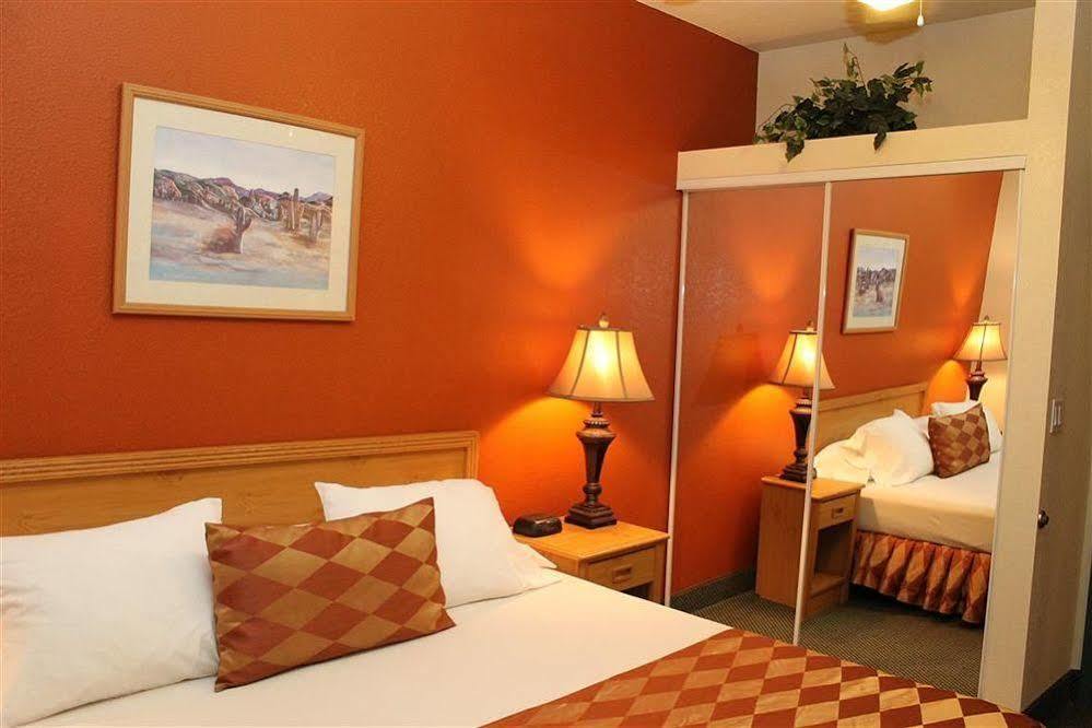Island Suites Lake Havasu City Εξωτερικό φωτογραφία